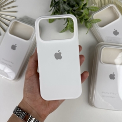 Силіконовий чохол на iPhone 17 Pro c закритим низом. Silicone Case iPhone 17 Pro  Білий (9)