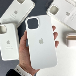 Силиконовый чехол на Айфон 15 c закрытым низом. Silicone Case iPhone 15 Белый (9)