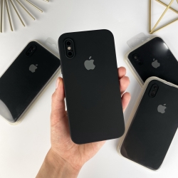 Силиконовый чехол с квадратными бортами на iPhone Xs Max Черный (18)
